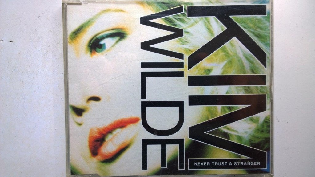 Kim Wilde - Never Trust A Stranger, Cd's en Dvd's, Ophalen of Verzenden, Zo goed als nieuw, Pop