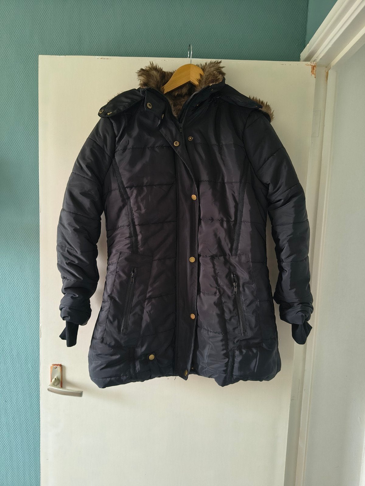 winterjas maat m zwart met bont, Ophalen of Verzenden, Nieuw, Zwart