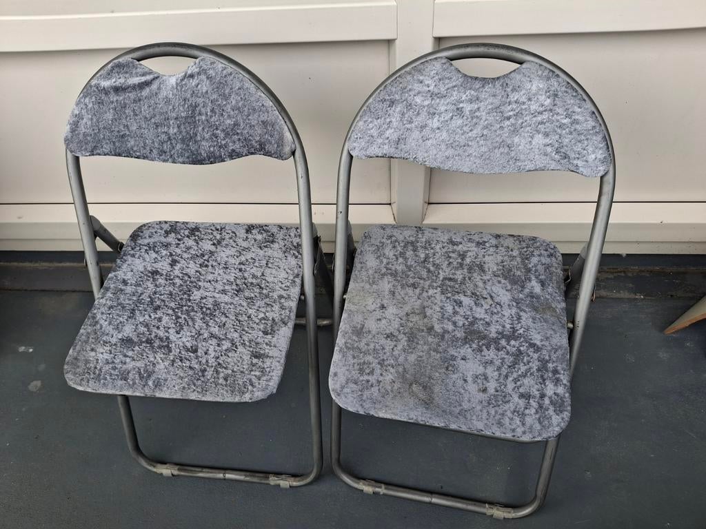Twee opklapbare tuinstoelen, Ophalen, Gebruikt, Rechthoekig, Kunststof