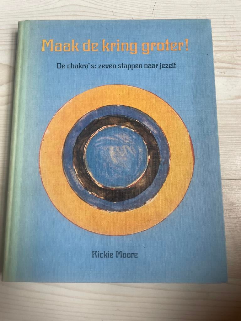 Maak de kring groter! De chakra's: zeven stappen naar jezelf, Boeken, Ophalen of Verzenden, Gelezen, Spiritualiteit algemeen, Achtergrond en Informatie