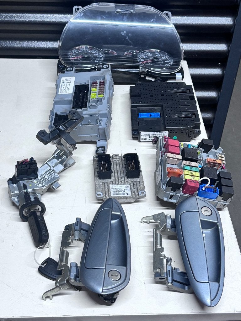 Fiat Punto elektronica en slotenset, Ophalen of Verzenden, Fiat, Fiat Auto S.p.A., Info@fiat.com