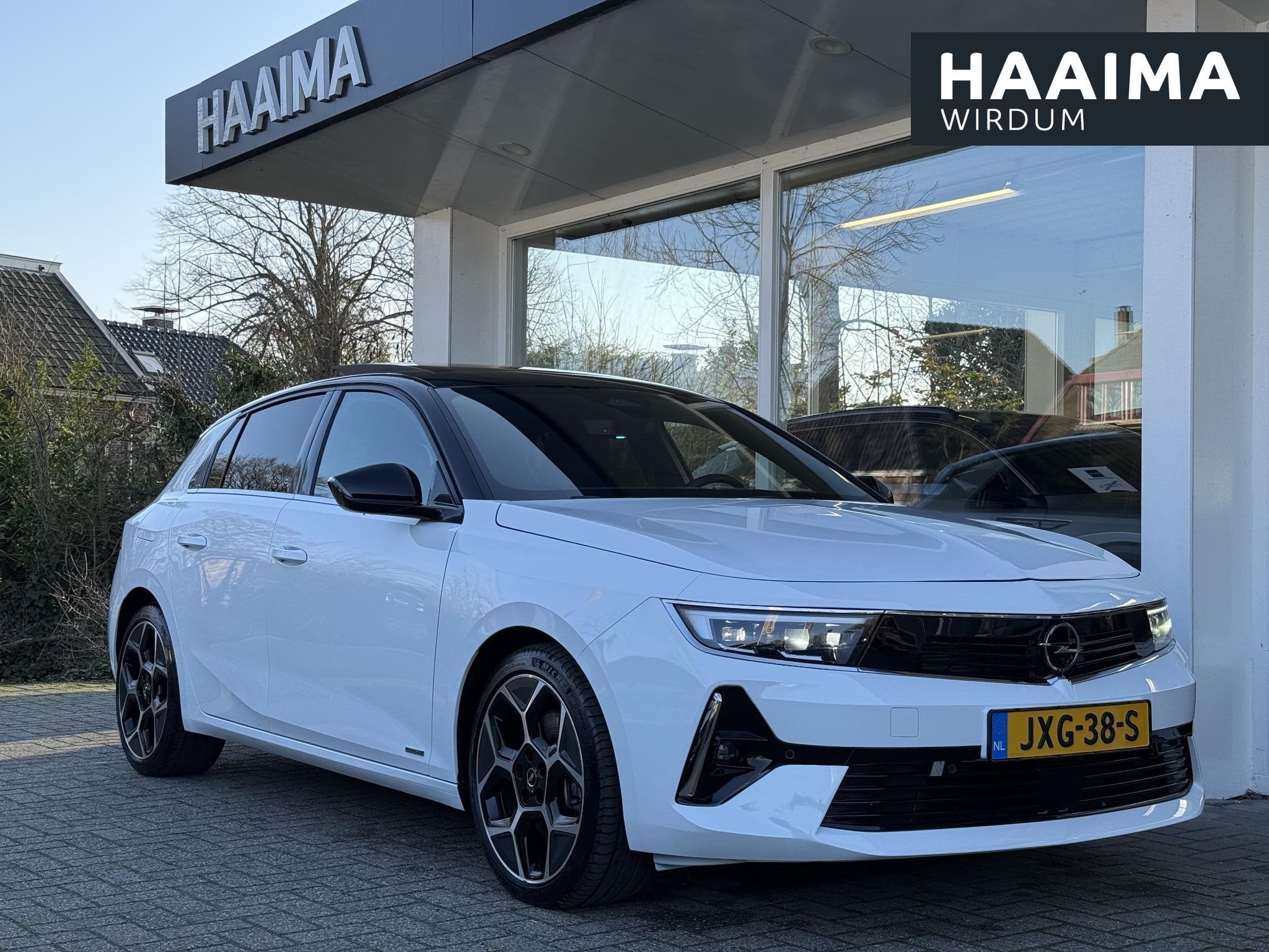 Opel Astra 1.6 Turbo Plug In Hybrid Ultimate | AGR-Stoelen |, Gebruikt, 4 cilinders, 181 pk, Alcantara