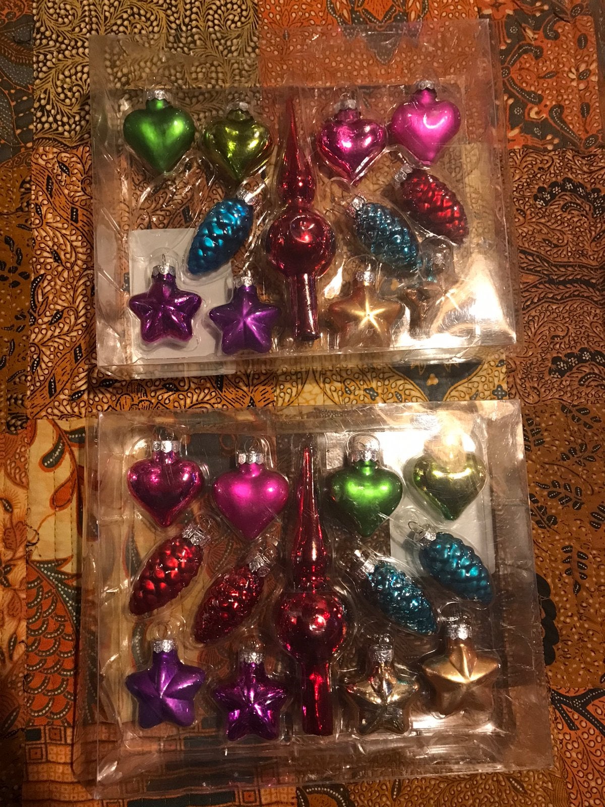 Leuke gekleurde kerst ballen piek kleine kerstboom, Diversen, Kerst, Verzenden, Zo goed als nieuw