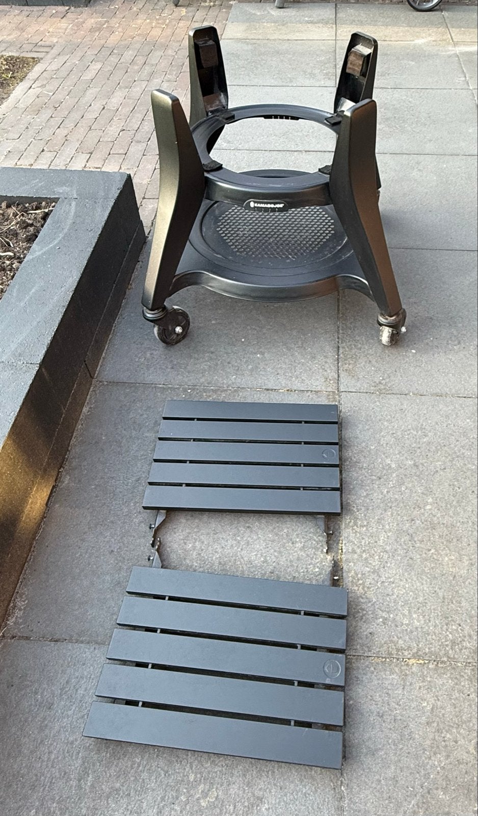Kamado Joe Classic 3 onderstel met zijtafels, Ophalen, Gebruikt