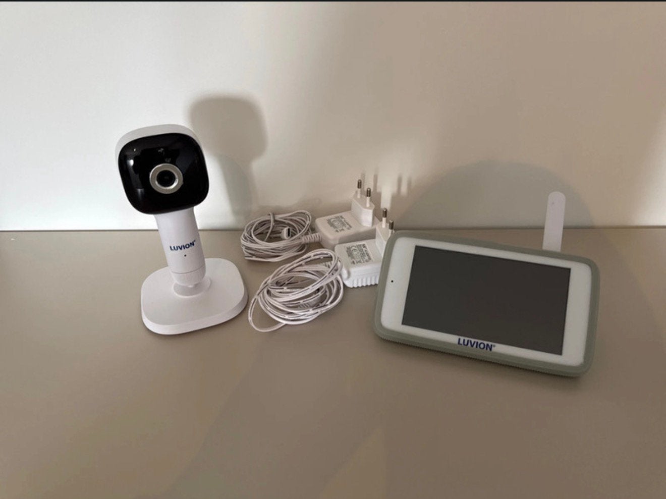 Luvion Grand Elite 4 Connect Crib babyfoon en monitor, Ophalen of Verzenden, Zo goed als nieuw, Camera