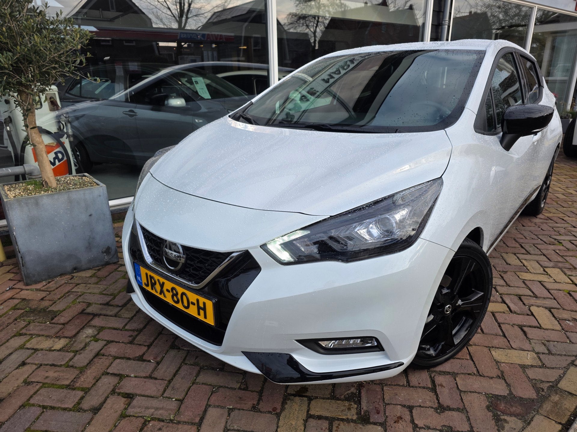 Nissan Micra 1.0 IG-T N-Sport,parelmoer kleurbose in hoofdst, Auto's, 1043 kg, Gebruikt, Wit, 3 cilinders