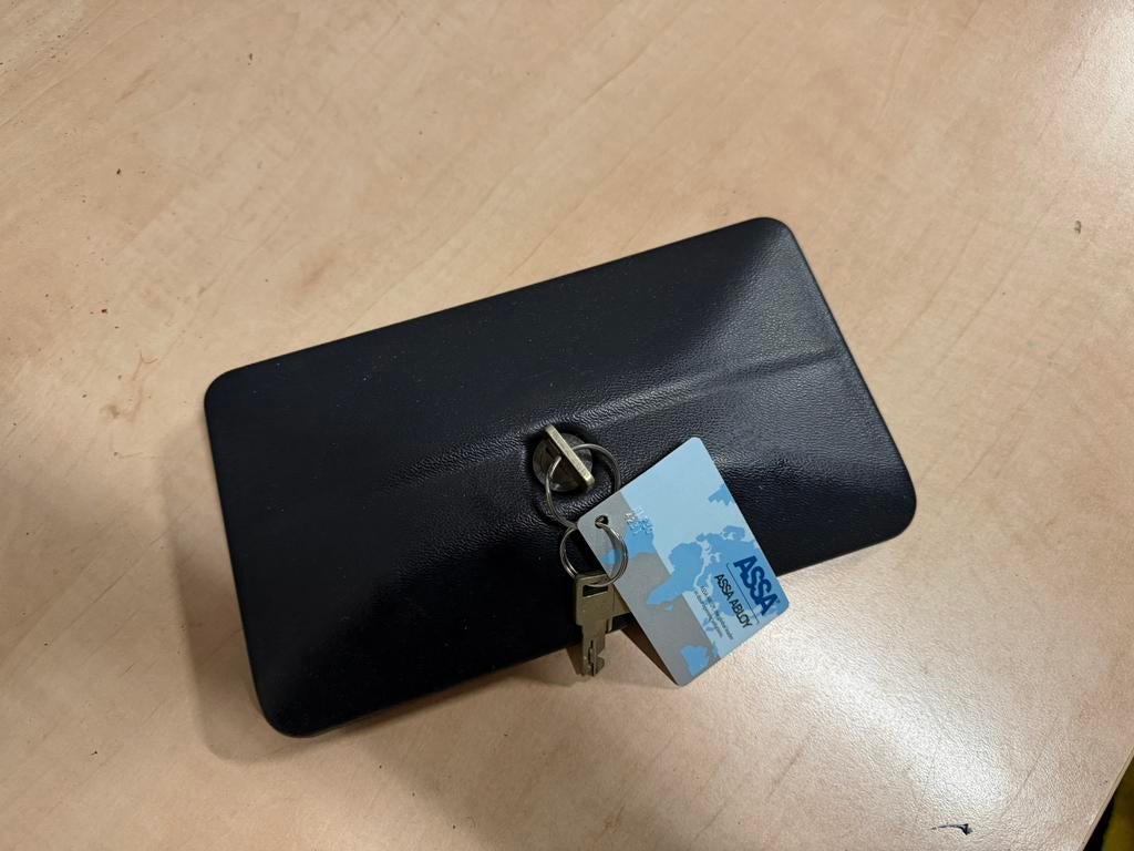 Volkswagen RNS 310/RNS 315/RNS 510 Navi Lock ASSA, Auto diversen, Ophalen, ASSA, ASSA, ASSA