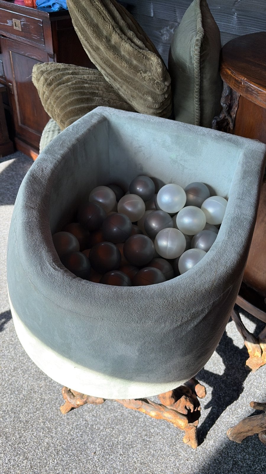 Ballenbak vandaag ophalen, Ophalen, Zo goed als nieuw, Beton, Waterornament