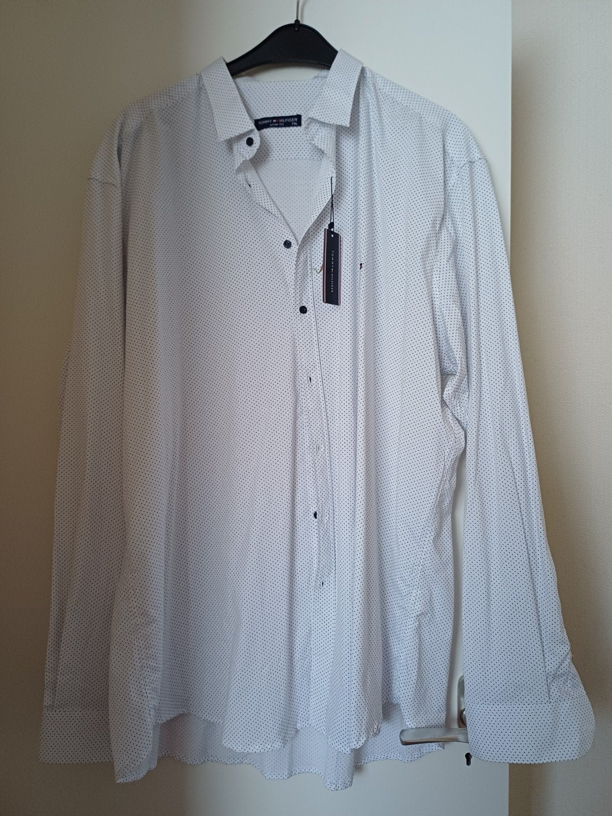 Nieuw Tommy Hilfiger overhemd wit met blauwe stipjes 7XL, Ophalen of Verzenden, Nieuw, Wit, Tommy Hilfiger