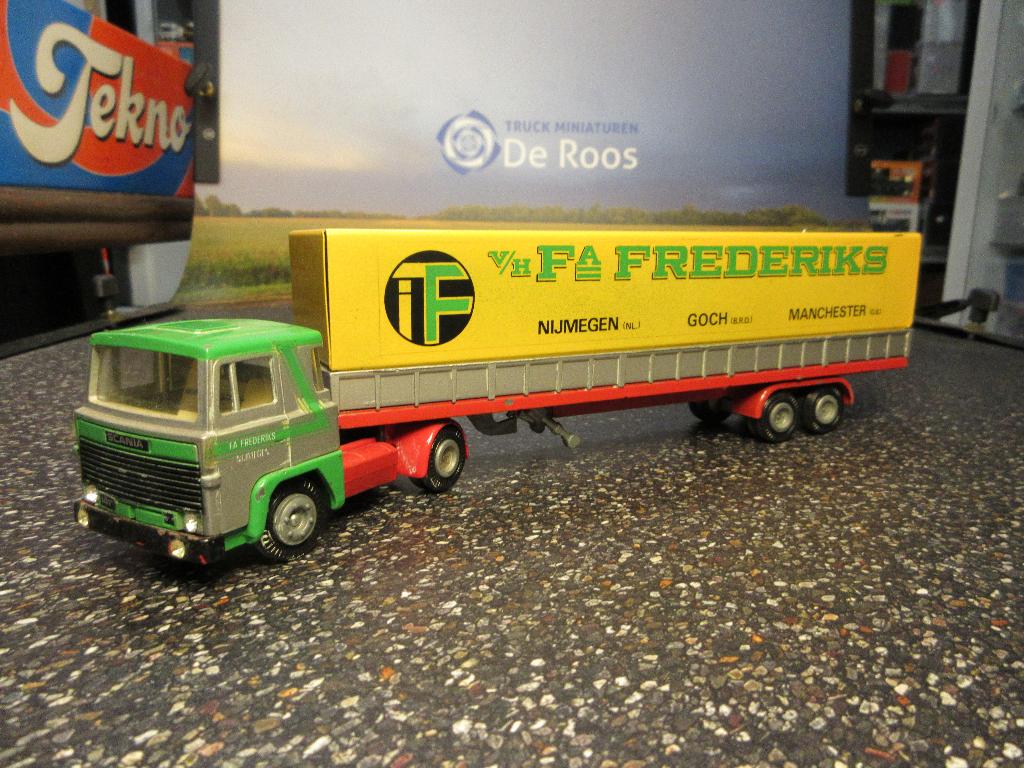 Tekno Scania 141 Fa. Frederiks, Ophalen of Verzenden, Zo goed als nieuw, Bus of Vrachtwagen, Tekno