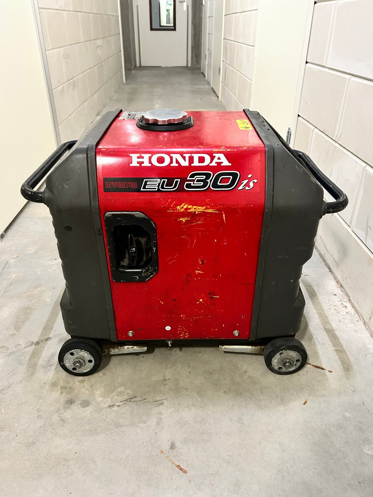 Honda EU30is aggregaat - Stil en Krachtig, Ophalen, Gebruikt, Elektrisch startend, Benzine