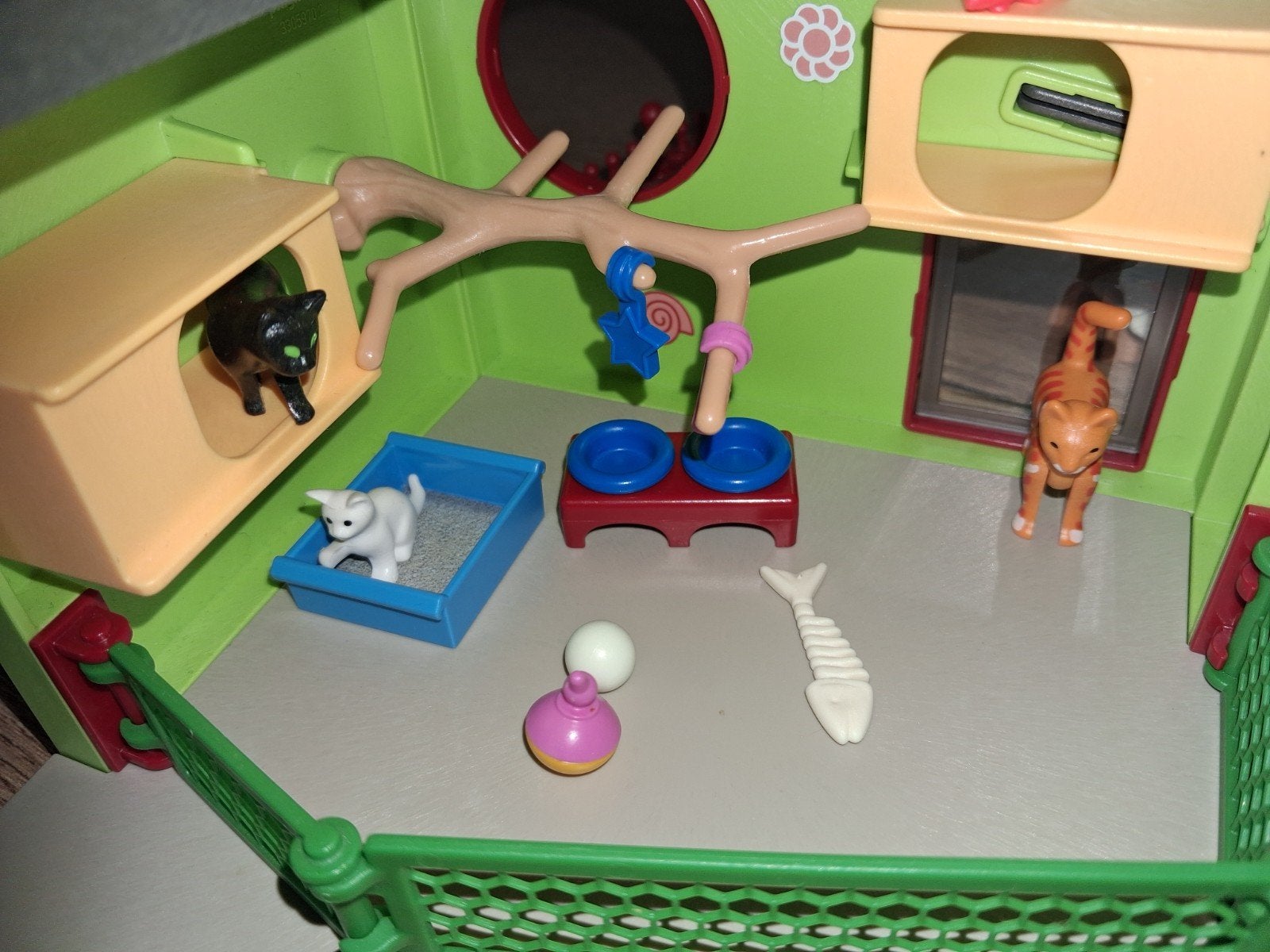 Foto 7 van playmobil kattenverblijf. 9276