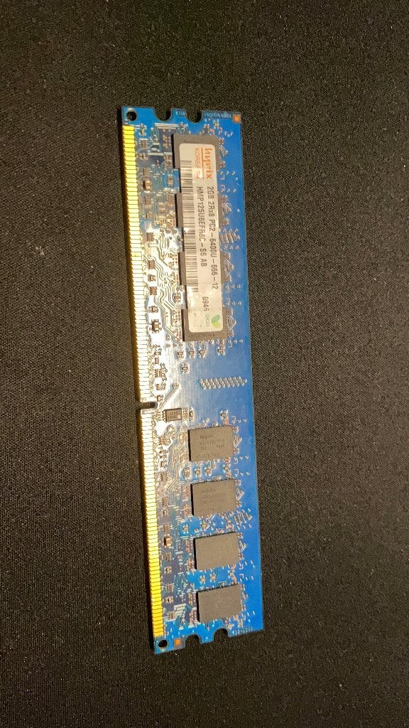 Hynix DDR2 2GB 800MHz, Computers en Software, RAM geheugen, Ophalen of Verzenden, Zo goed als nieuw, DDR2, Desktop