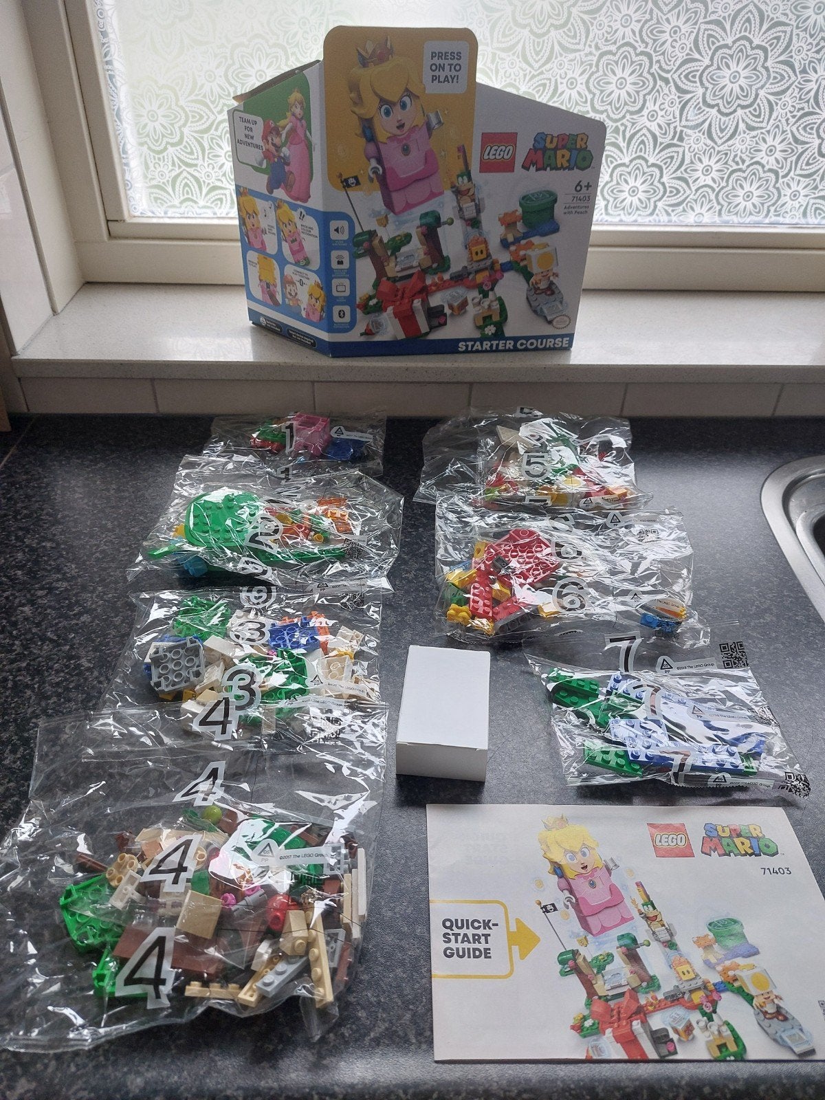 LEGO SUPER MARIO "STARTERSET PEACH " 71403 nog nieuw., Kinderen en Baby's, Speelgoed | Duplo en Lego, Ophalen of Verzenden