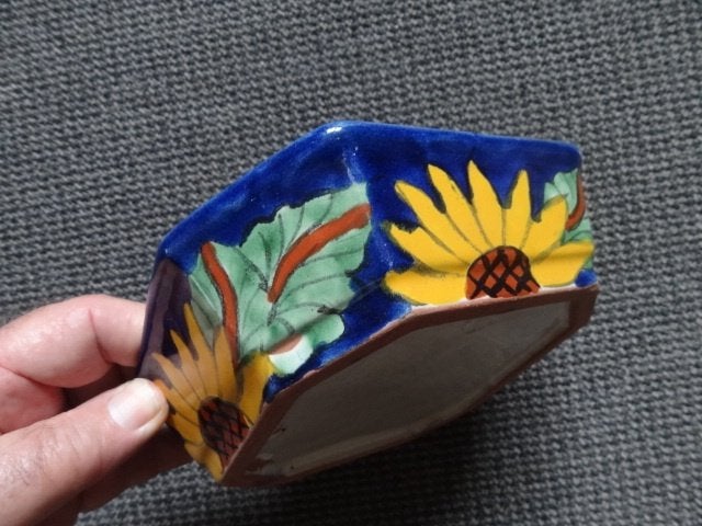 vierkant schaaltje met floraal decor, 16x16 en diep ca 4 cm., Verzenden