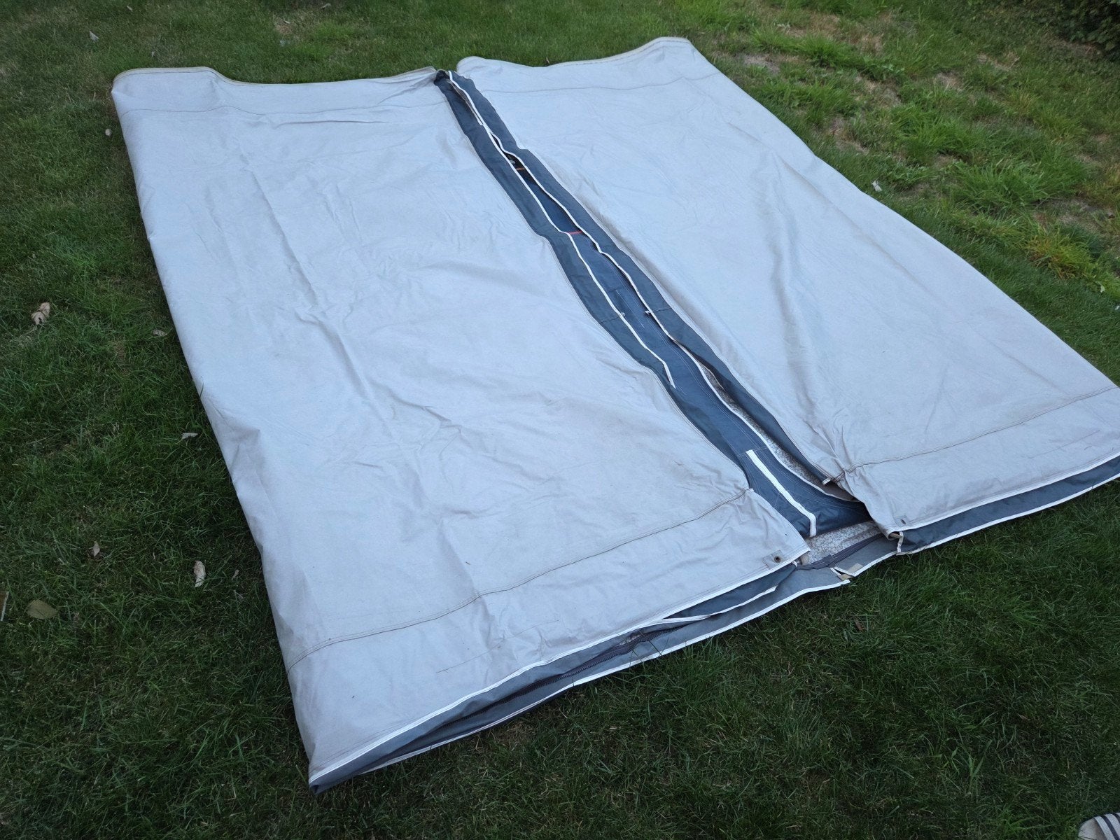 voortent maar 12 inclusief frame, Ophalen, Gebruikt