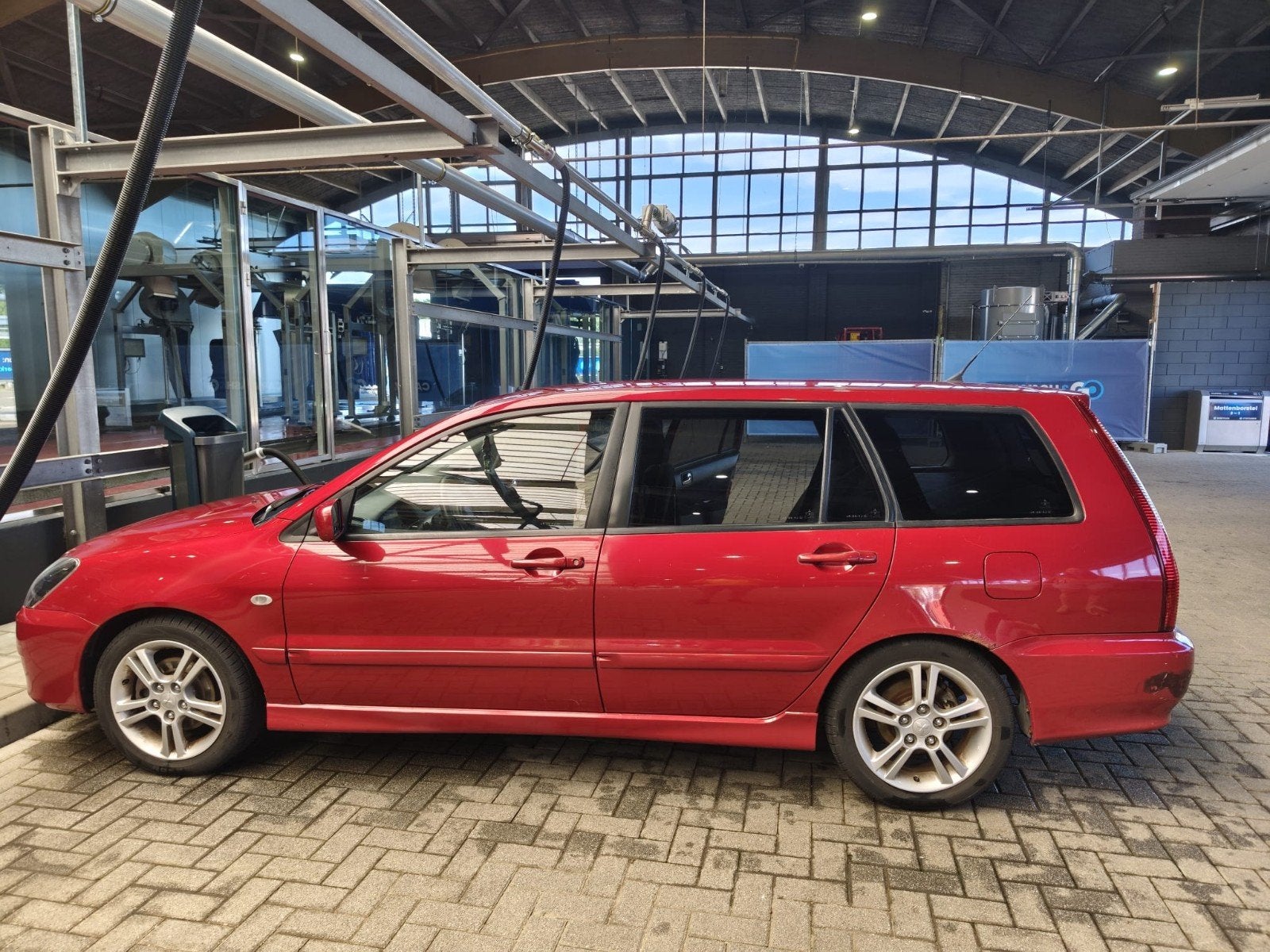 Mitsubishi Lancer 1.6 MPI Stationwagon 2005 Rood, Auto's, Mitsubishi, Voorwielaandrijving, Stof, Zwart, 4 cilinders