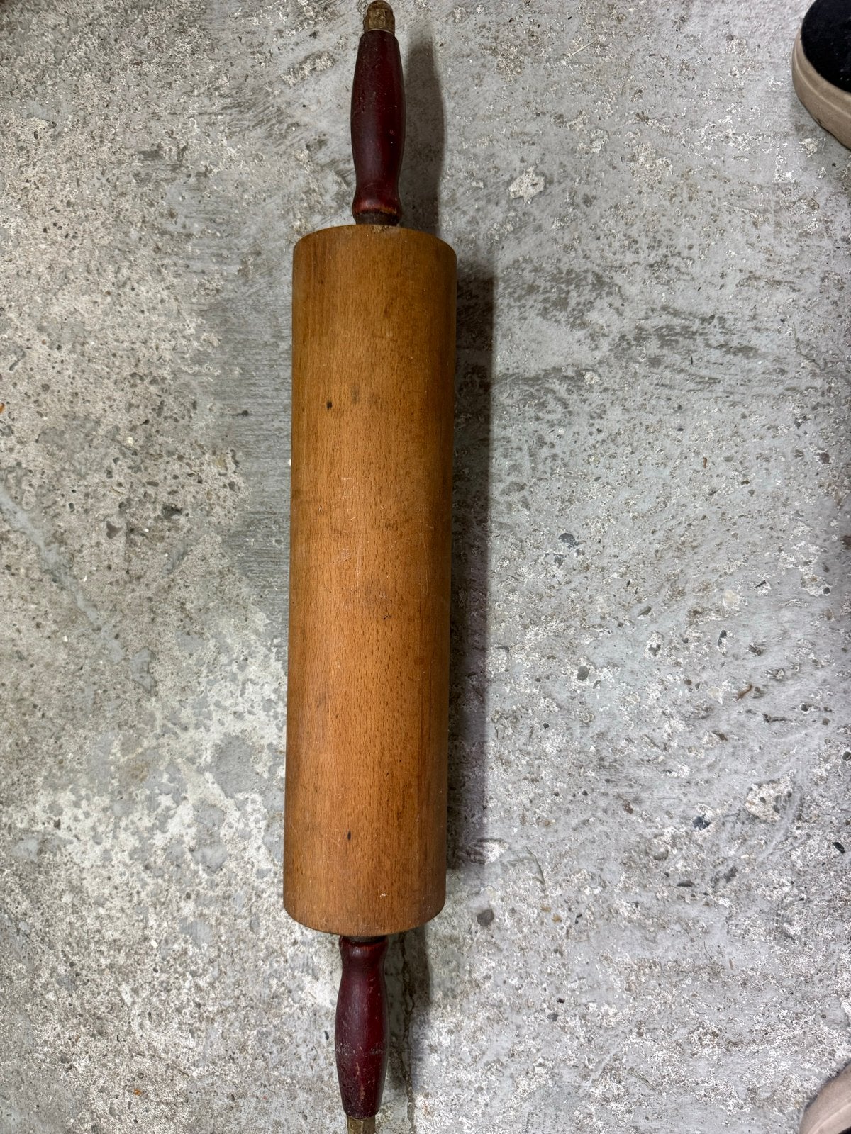 Houten deegroller met rode handvatten, Ophalen, Hout, Bruin, Overige typen