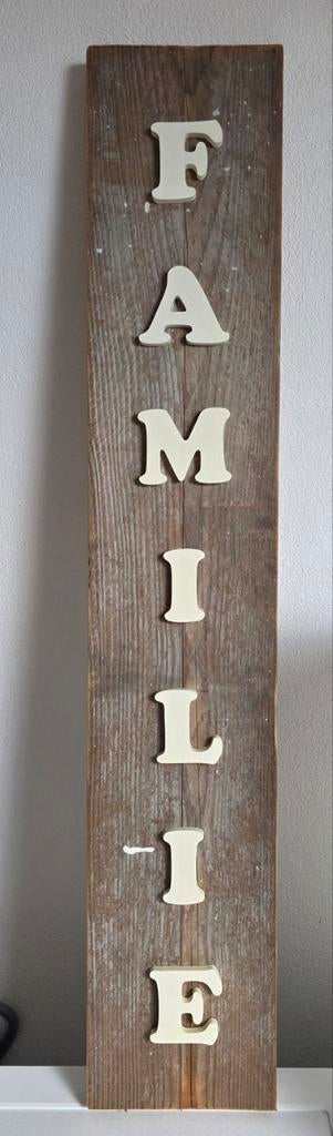 Wandbord "Familie" van steigerhout - Landelijke stijl, Huis en Inrichting, Woonaccessoires | Wanddecoraties, Hout, Ophalen of Verzenden