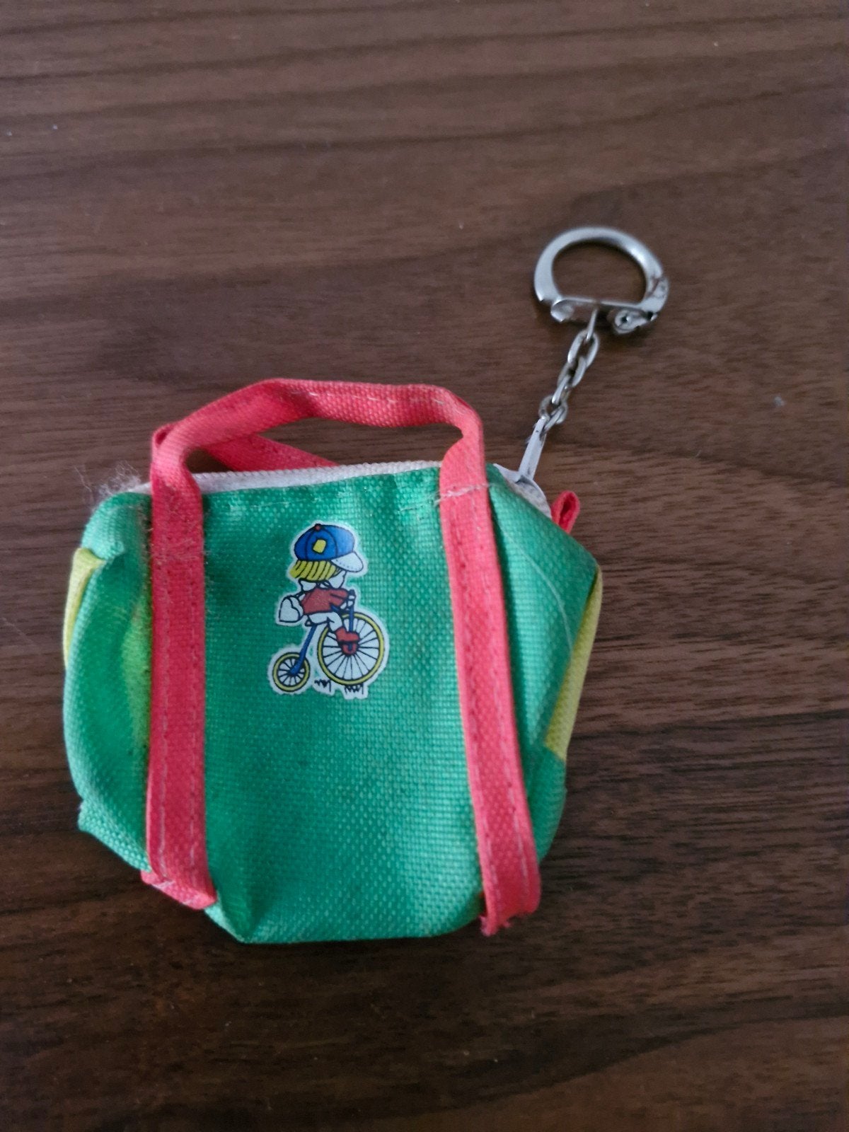 Leuke mini tas sleutelhanger met fietsafbeelding, Ophalen of Verzenden, Gebruikt, Transport