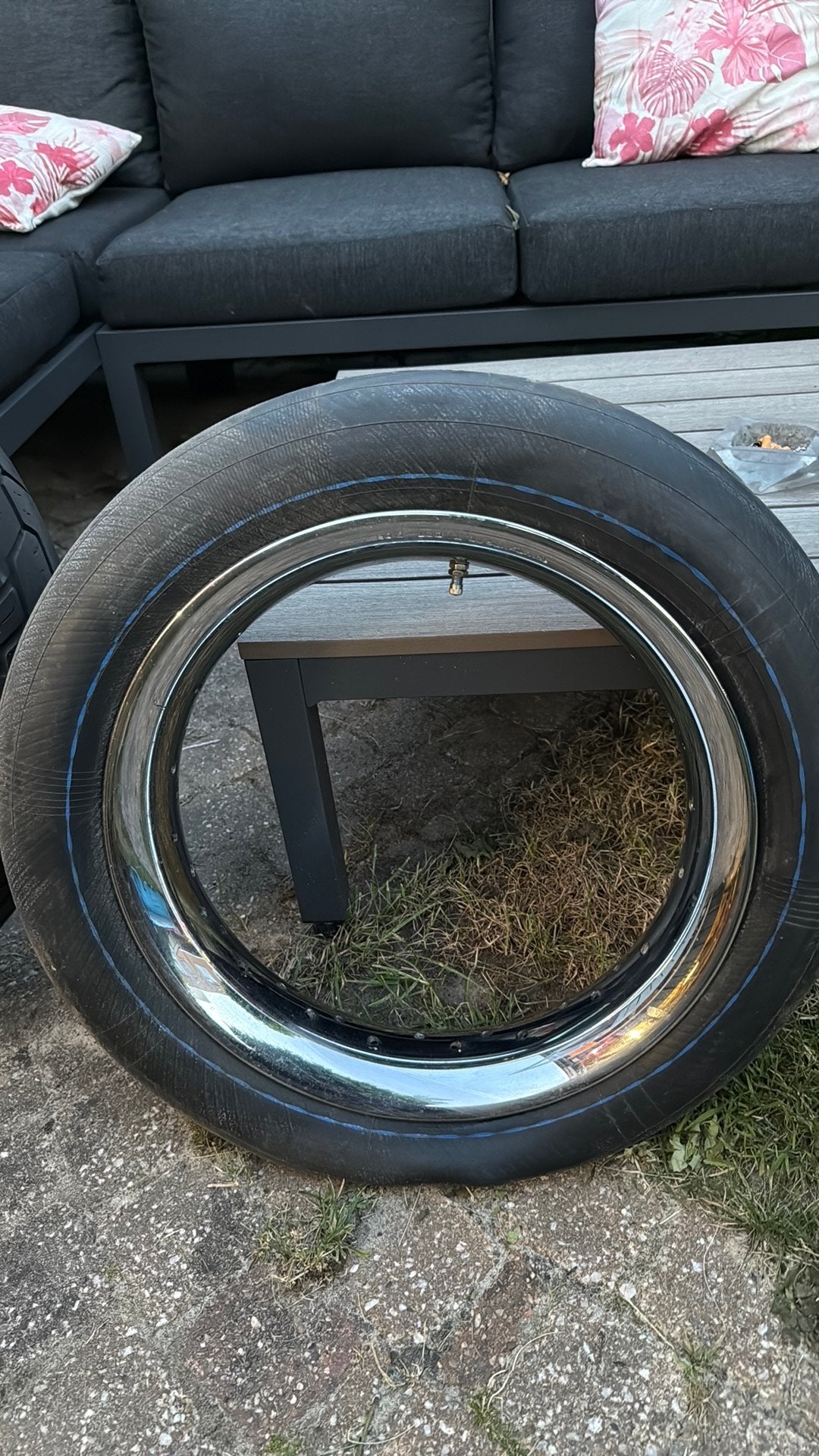 Voor velg en achterwiel harley deluxe 16” origineel, Ophalen, Gebruikt