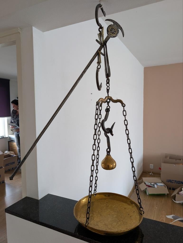 Antieke hangweegschaal met koperen schaal en gewicht, Antiek en Kunst, Ophalen of Verzenden