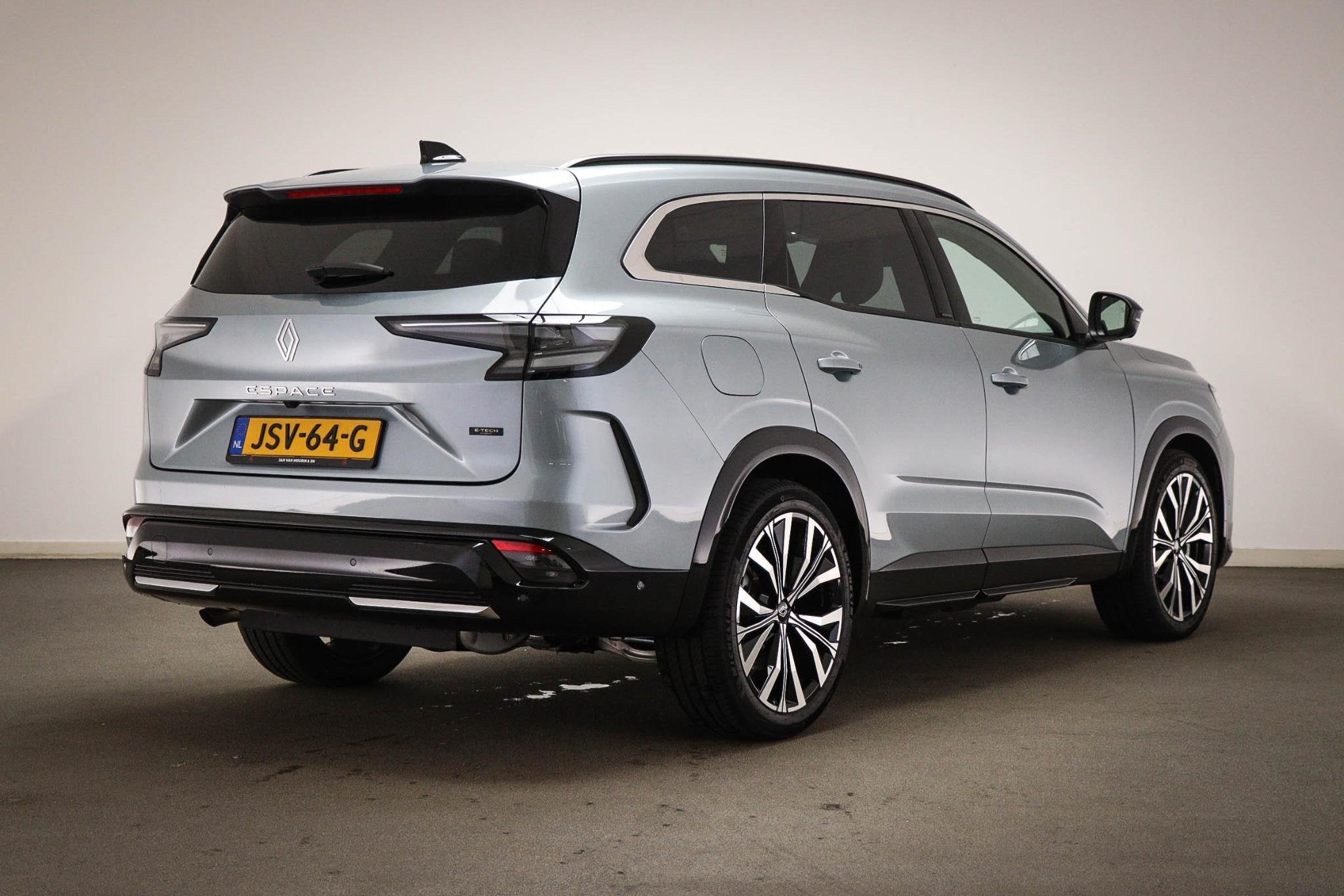 Renault Espace E-Tech full hybrid 200 iconic 7p. | LIGHT & S, 1199 cc, 7 stoelen, 1681 kg, Origineel Nederlands