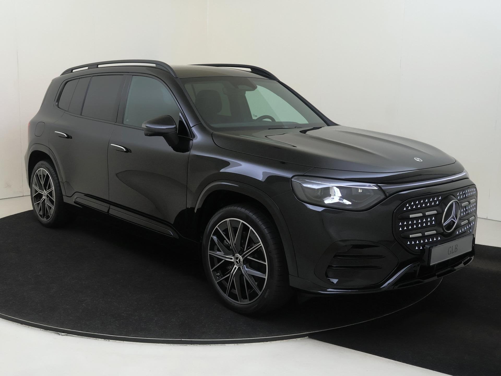 Mercedes-Benz GLB 250+ Business Solution AMG 85.5 kWh, Auto's, Achterwielaandrijving, Zwart, 607 km, Zwart