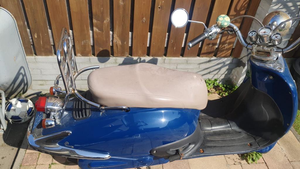 Stijlvolle Elektrische Scooter - geen benzine meer nodig, Ophalen, Gebruikt