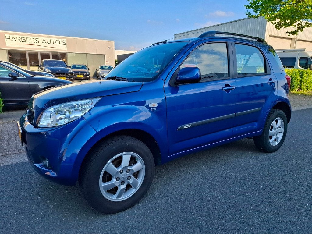 Daihatsu Terios 1.5-16v Explore 2WD AIRCO/AFNEEMBARE TREKHAA, Auto's, 13 km/l, 1350 kg, Gebruikt, Zwart