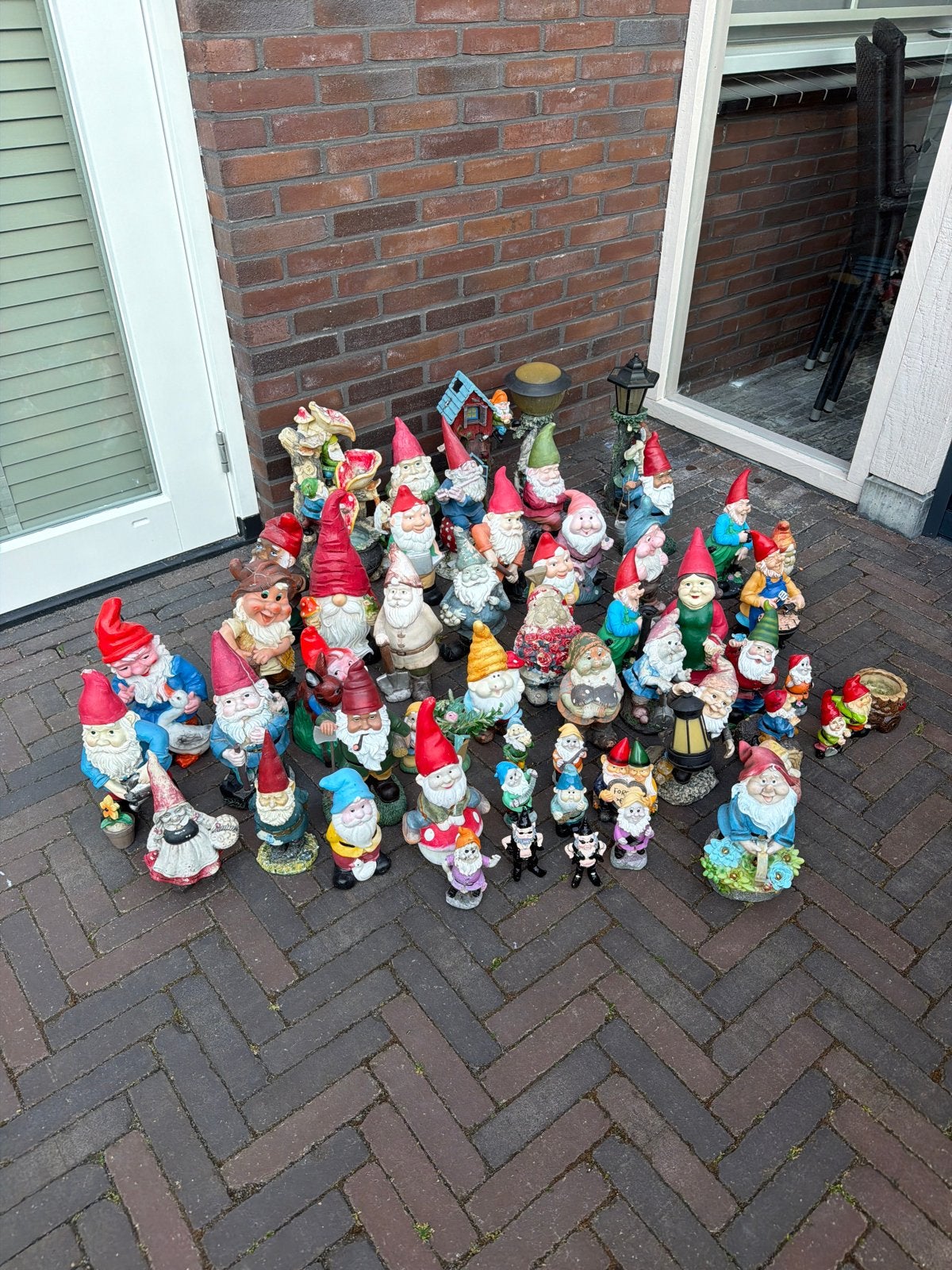 Grote partij diverse kabouters, miniatuur, voor binnen en bu, Tuin en Terras, Tuinbeelden, Ophalen of Verzenden, Gebruikt, Overige materialen