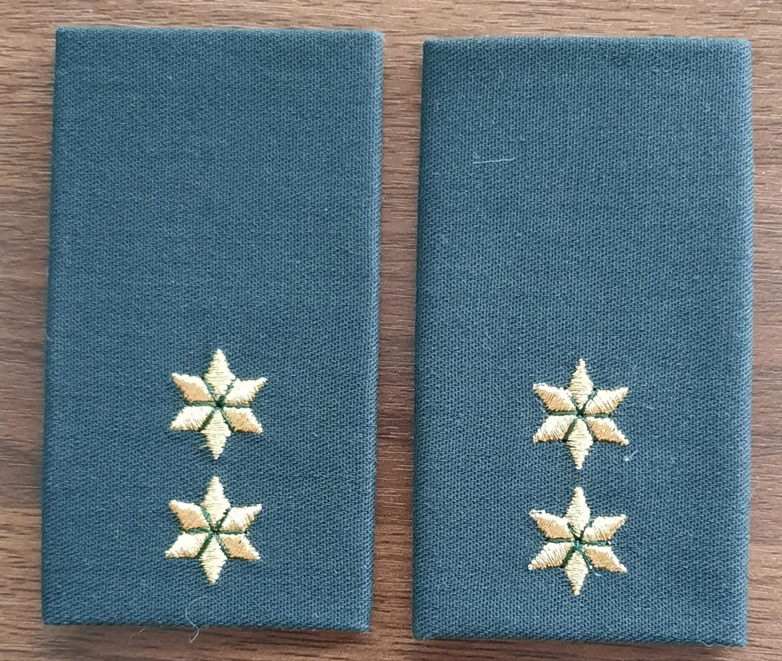KL ROT overhemd eerste luitenant, Verzenden, Landmacht, Nederland, Embleem of Badge