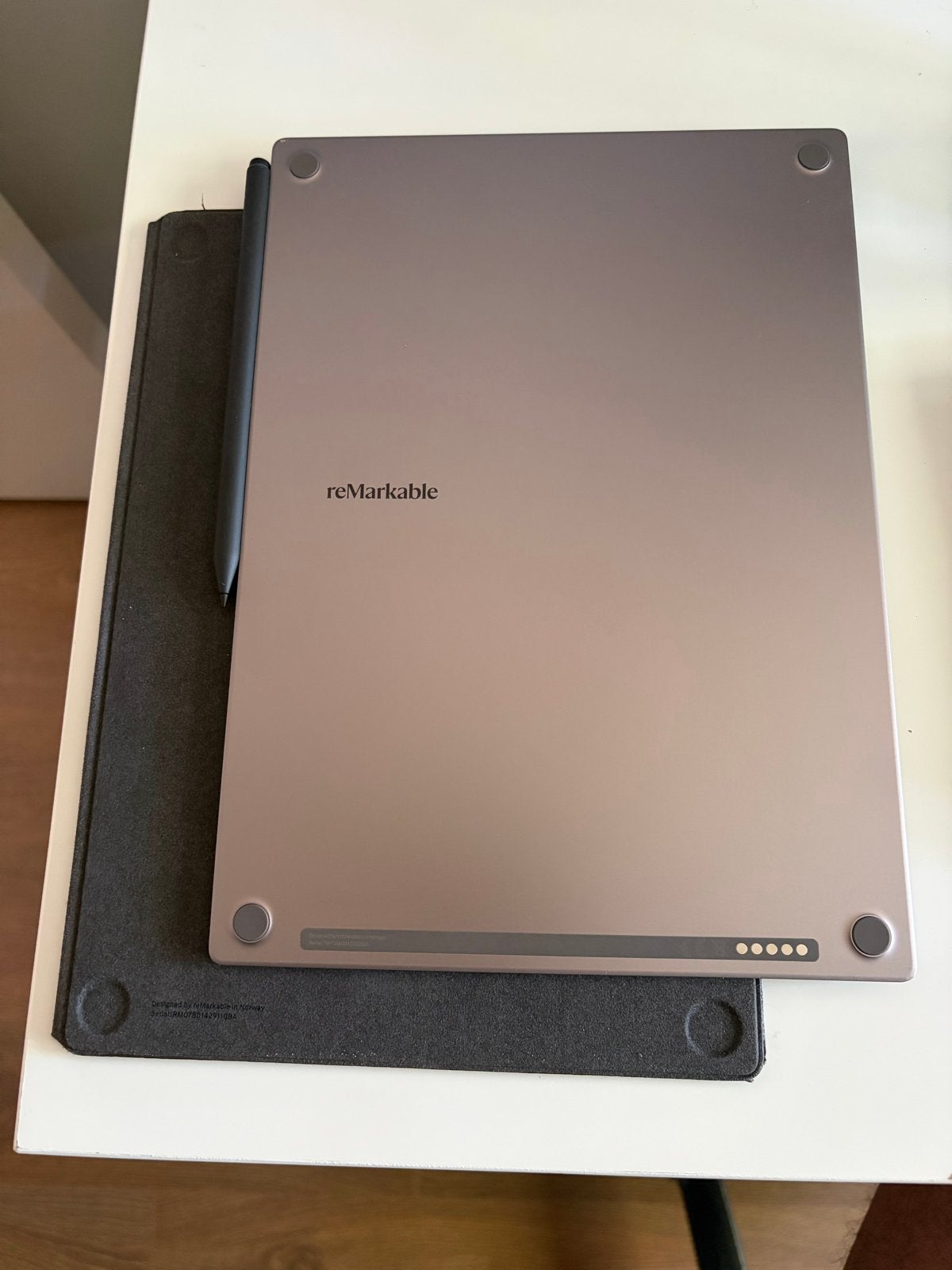 reMarkable Paper Pro + Marker Plus + Book Folio Pro Basalt