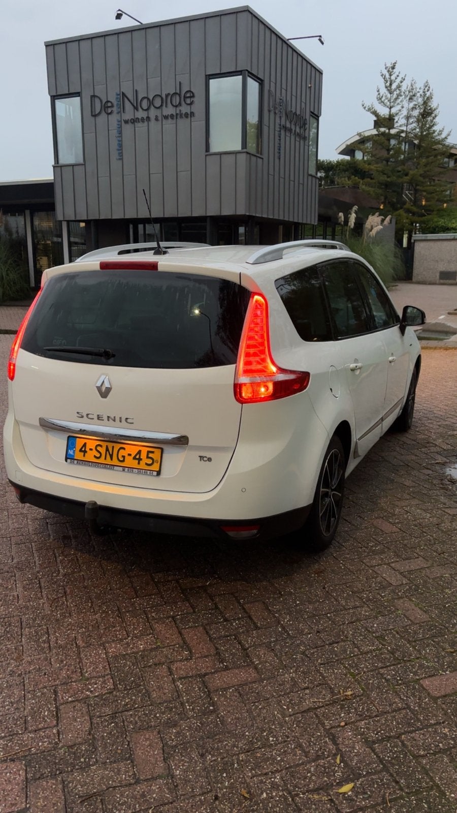 Renault Grand Scenic 1.2 TCE 97KW 7P 2013 Wit, Voorwielaandrijving, 4 cilinders, 7 stoelen, Origineel Nederlands