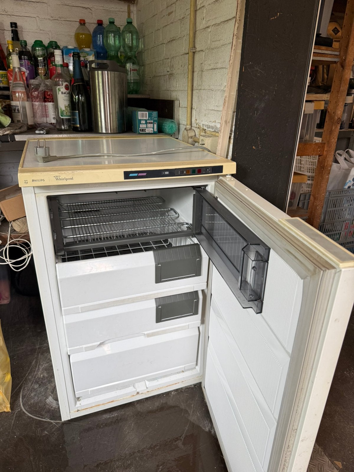 Philips tafelmodel vriezer, Witgoed en Apparatuur, Koelkasten en IJskasten, Ophalen, Gebruikt, Minder dan 85 cm, Minder dan 75 liter