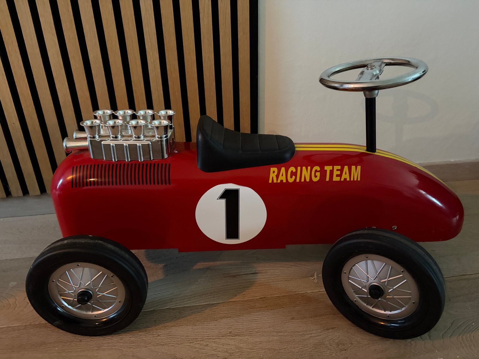 Retro loopauto - Rood met nummer 1, Ophalen, Zo goed als nieuw