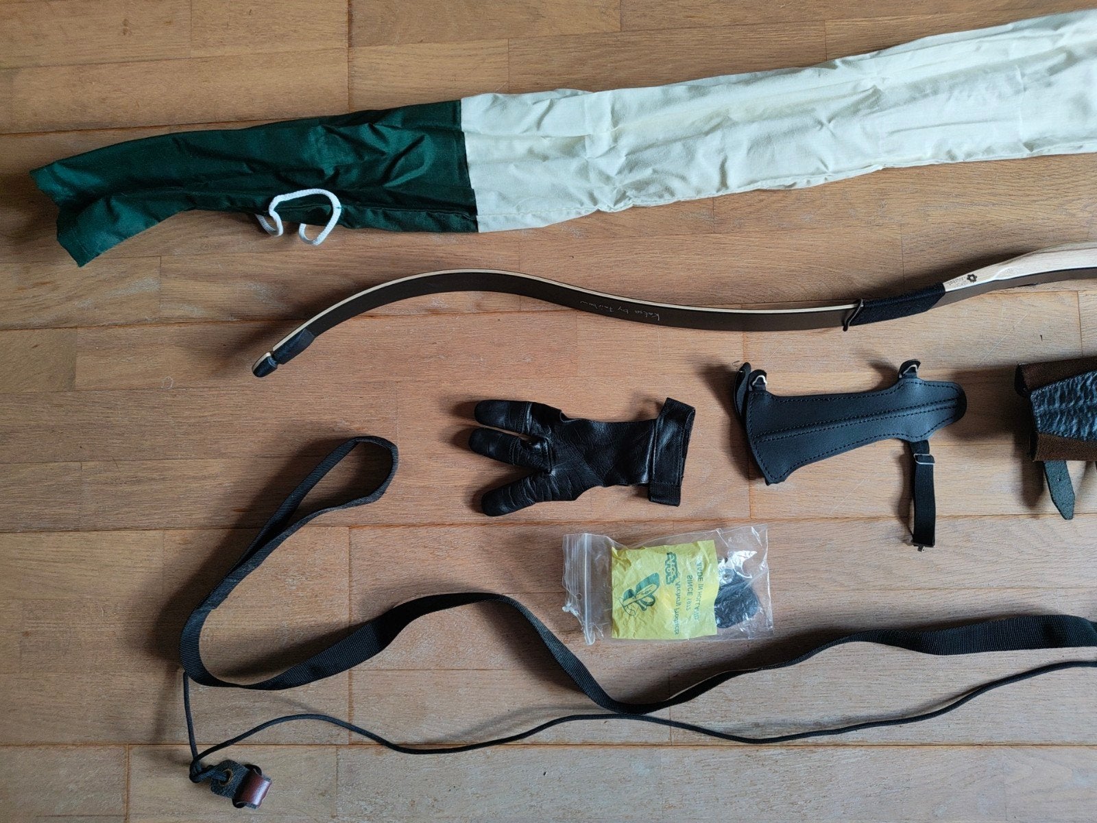recurve boog met toebehoren, Ophalen, Zo goed als nieuw, Recurveboog