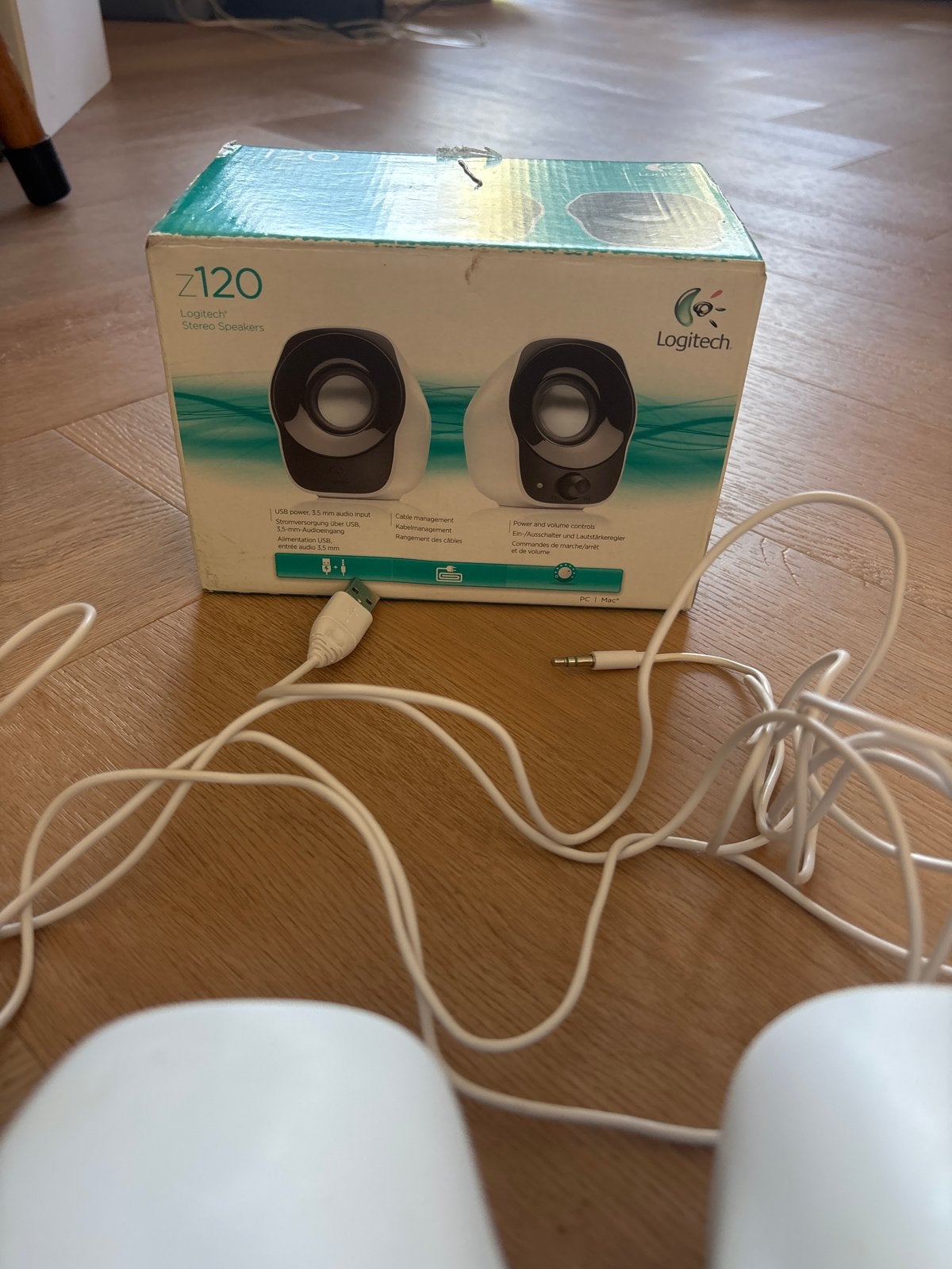 Logitech Z120 Stereo Speakers - Compact en USB-gevoed, Computers en Software, Ophalen of Verzenden, Zo goed als nieuw, Audiokanaal 2