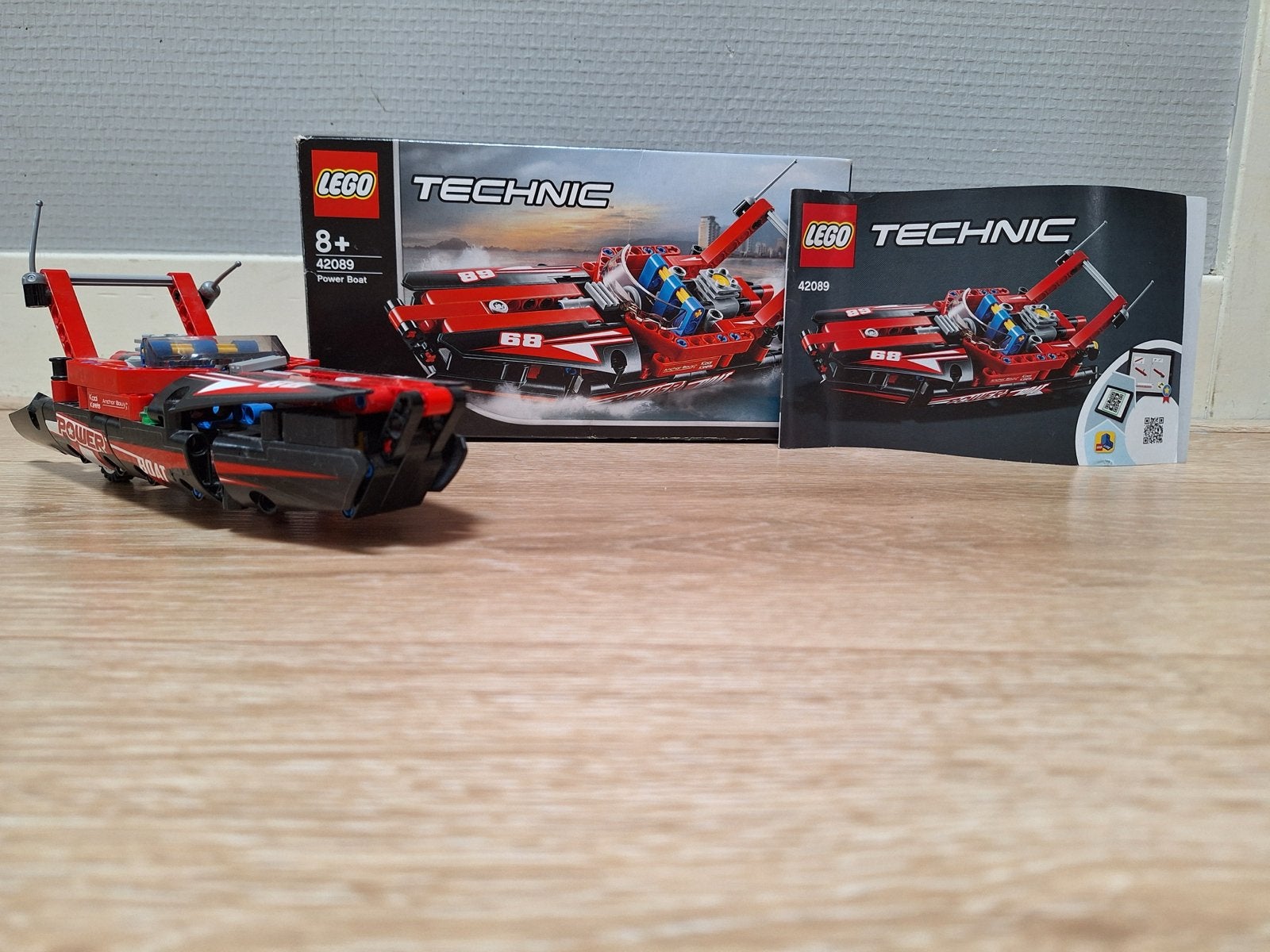 LEGO Technic 42089 Powerboot - Zo goed als nieuw, Ophalen of Verzenden, Zo goed als nieuw, Overige merken