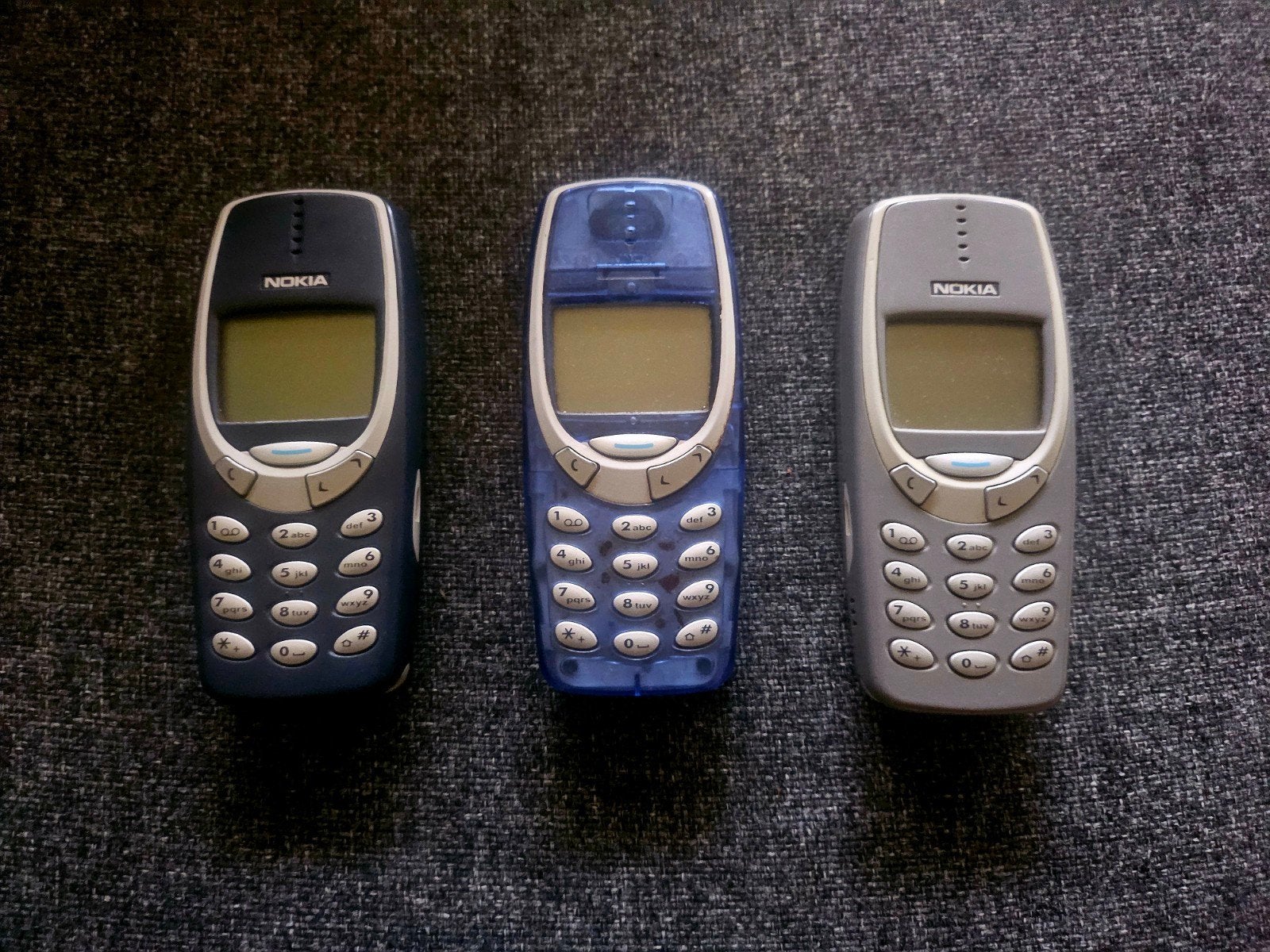 Nokia 3310's grijs en transparant blauw editie, Blauw, Geen camera, Fysiek toetsenbord, Refurbished