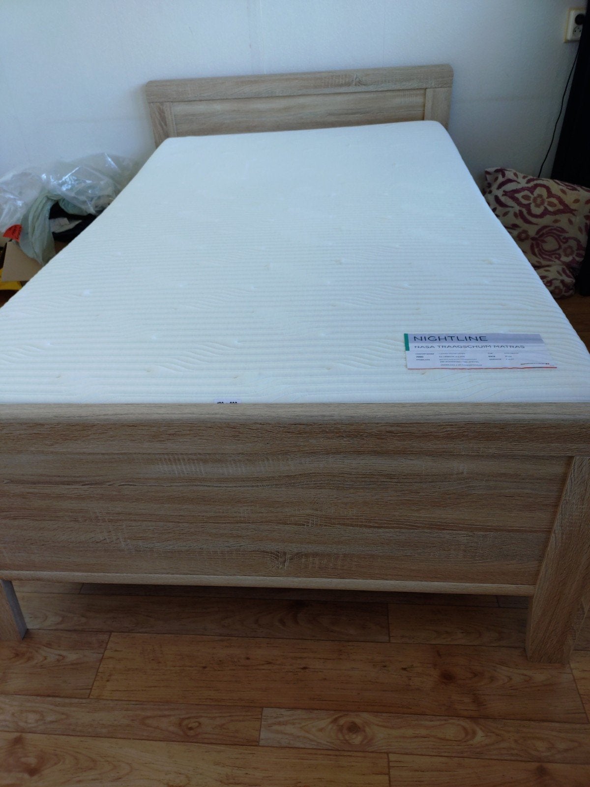 LEDIKANT 120/200, ELECTRISCH VERSTELBARE BEDBODEM,, Ophalen, Onbekend, Nightline, Zo goed als nieuw