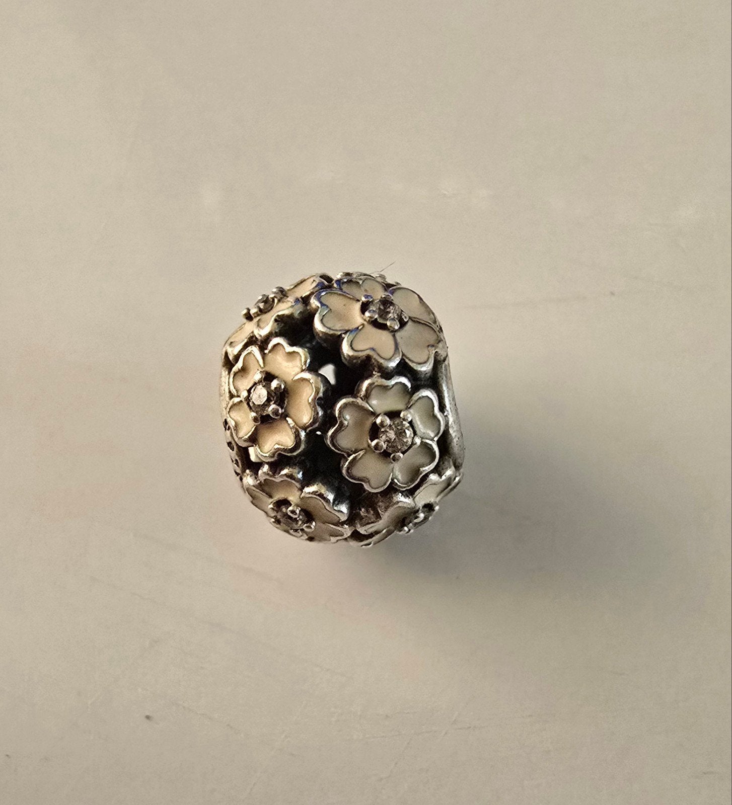 Prachtige originele zilveren Pandora bedel met zirkonia, Ophalen of Verzenden, Zo goed als nieuw, Zilver, Pandora