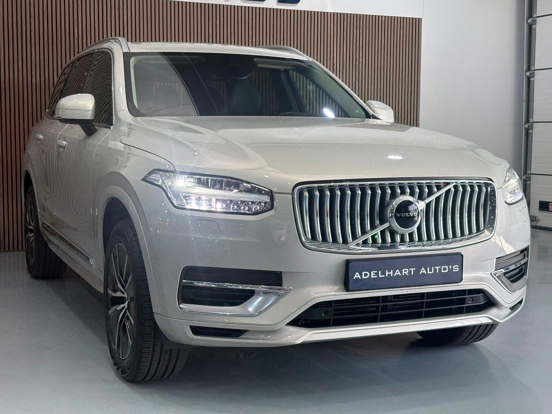Volvo XC90 2.0 T8 Recharge AWD Inscription / Navigatie full, Auto's, Dealer onderhouden, Zwart, 4 cilinders, 1969 cc