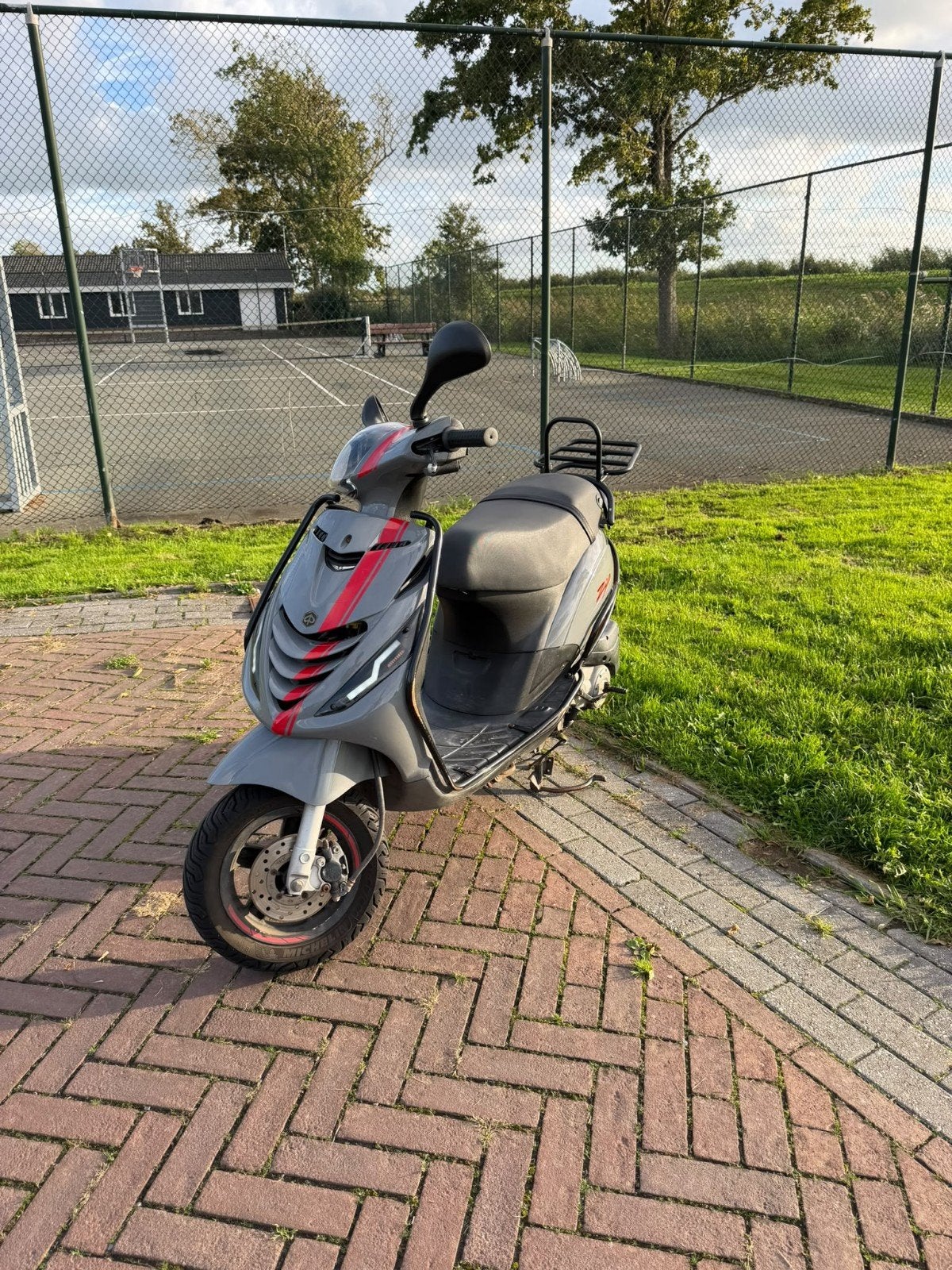 Piaggio zip 45km 2017 met 16275km op de teller, Ophalen, Gebruikt, Maximaal 45 km/u, Zip
