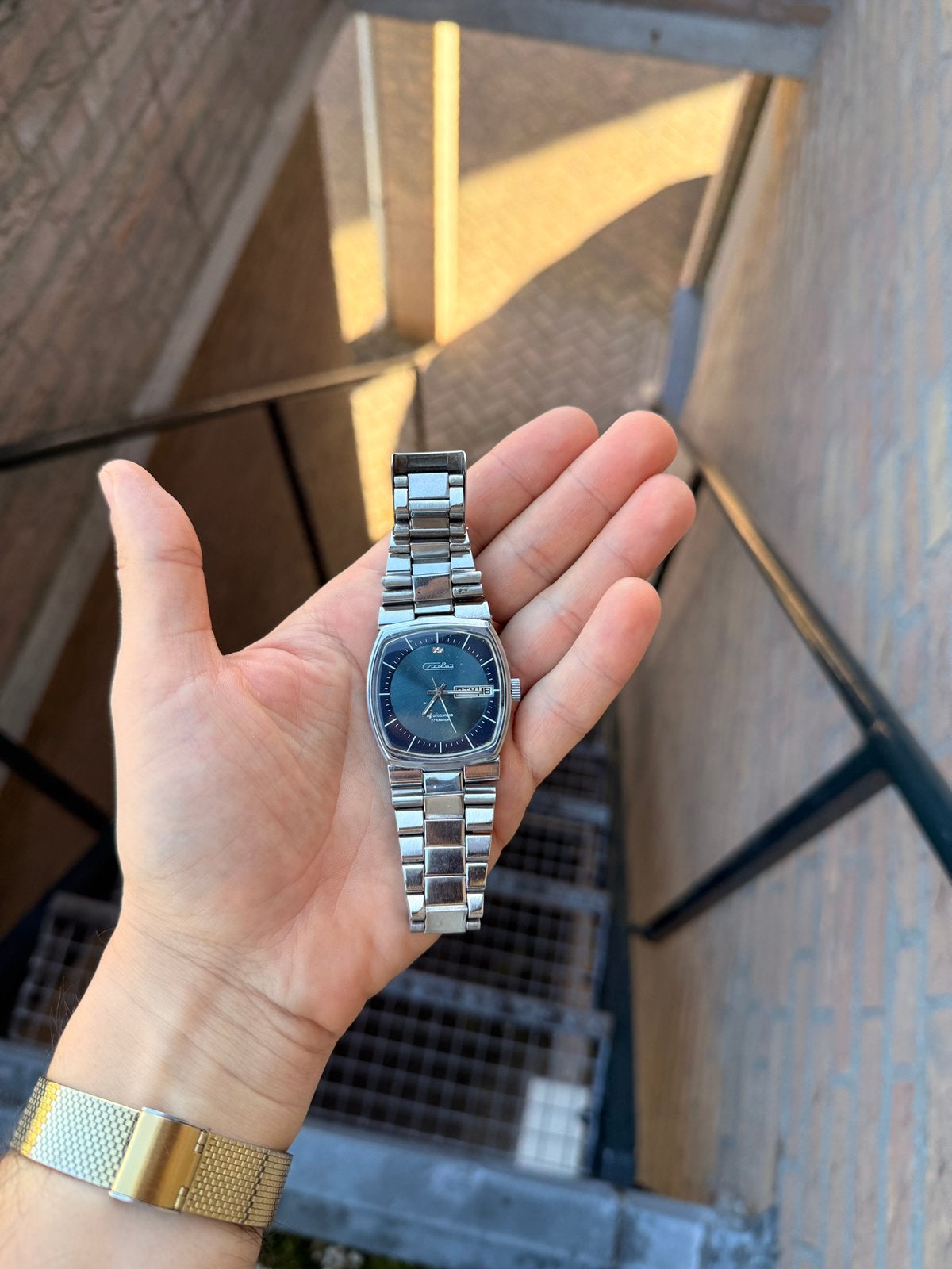 Zeldzaam mechanisch Slava “TV”-horloge uit de jaren 80, Sieraden, Tassen en Uiterlijk, Ophalen of Verzenden, Zo goed als nieuw