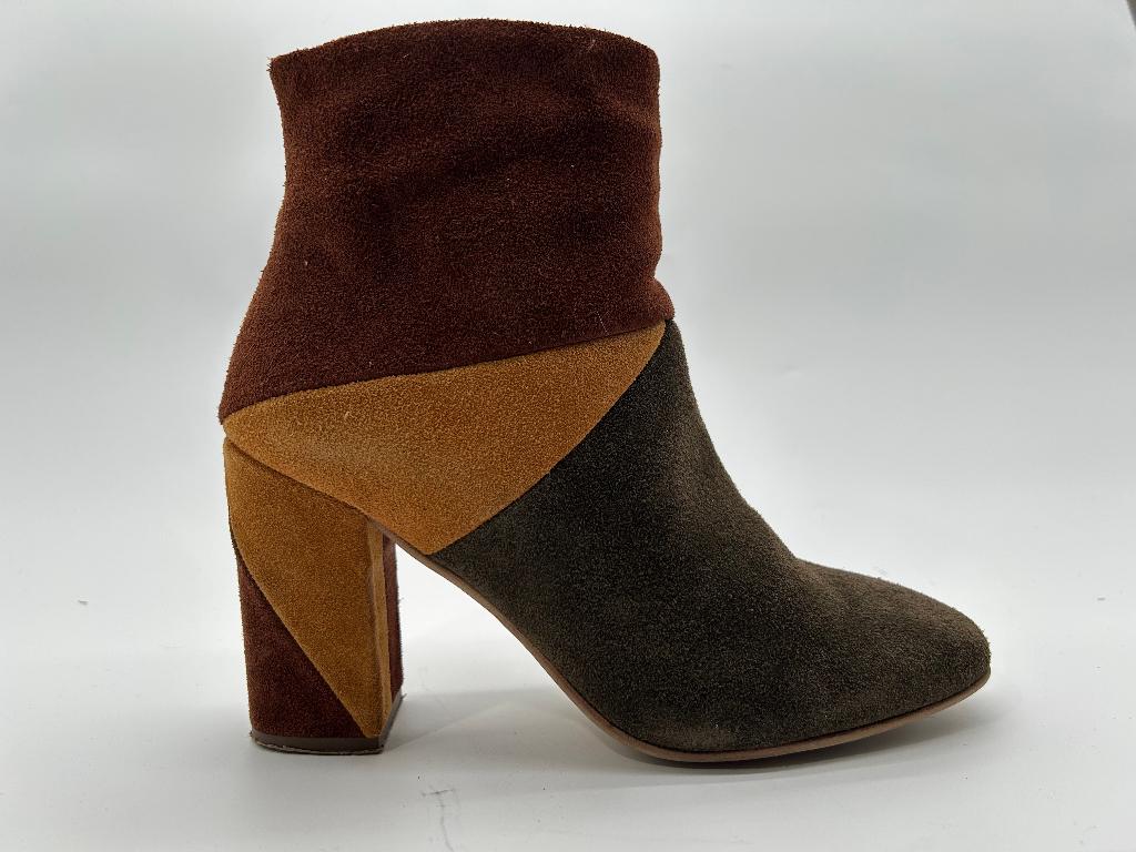 Invito, maat 39 vrolijk gekleurde suede laarsjes, Overige kleuren, Verzenden, Lage of Enkellaarzen, Zo goed als nieuw