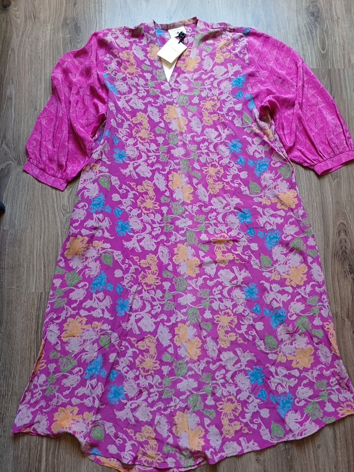 Sissel Edelbo Zijden Jurk - Gerecyclede Indiase Sari's, Kleding | Dames, Jurken, Nieuw, Maat 46/48 (XL) of groter, Roze, Onder de knie