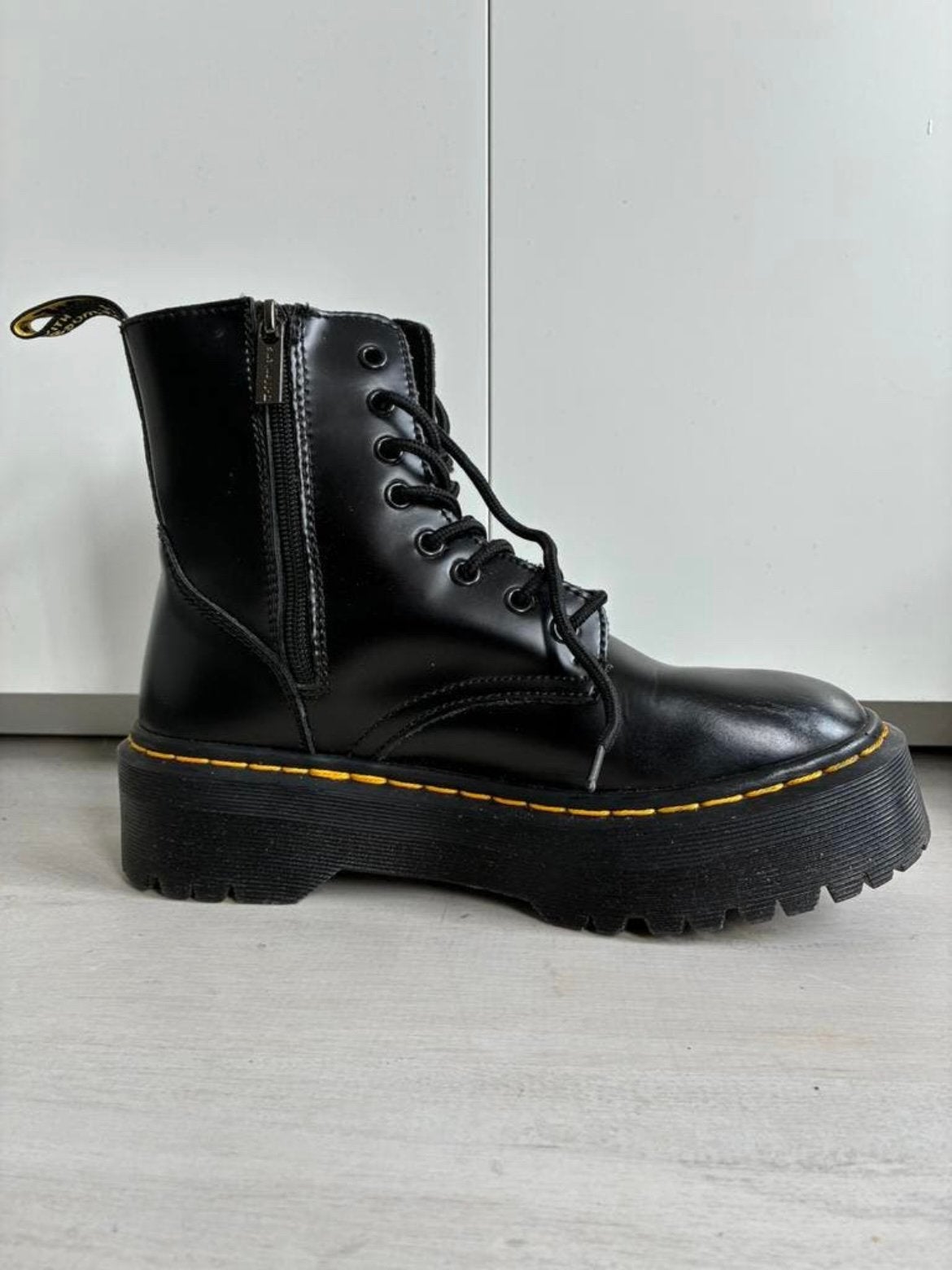 Platform boots maat 42, Kleding | Dames, Schoenen, Zwart, Lage of Enkellaarzen, Ophalen of Verzenden, Zo goed als nieuw
