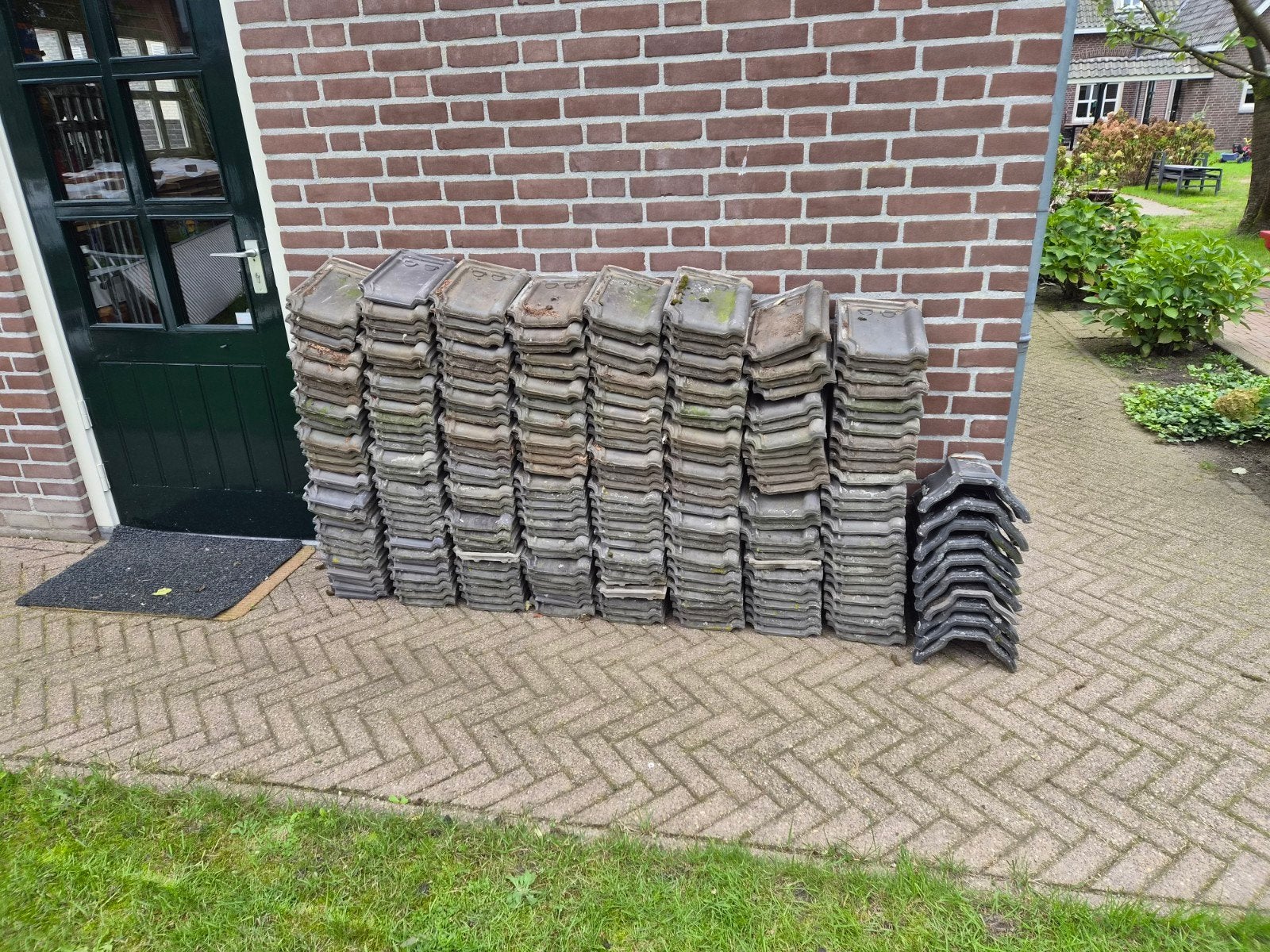 Laumans dakpannen - Gebruikt, goede staat, Doe-het-zelf en Verbouw, Ophalen, Gebruikt, Steen of Klei, 15 m² of meer