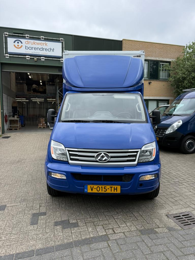 Maxus Ev80 2018 electrische bakwagen deuren lease va 189 mnd, Auto's, Stof, Origineel Nederlands, Grijs, 81 pk